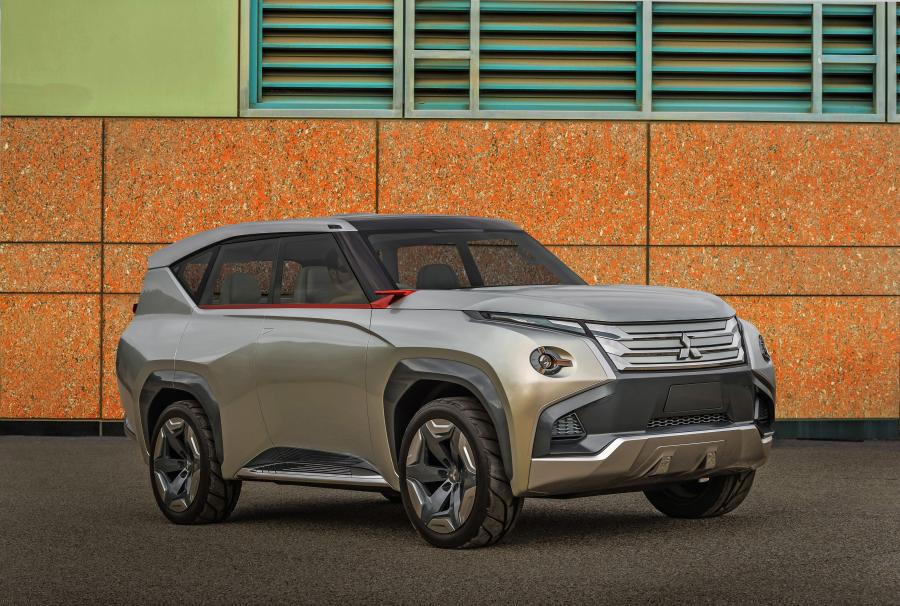  Mitsubishi Concept GC-PHEV 2015 года  (фото 7 из 31)